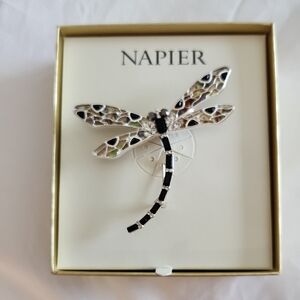 Dragonfly Pin NWT